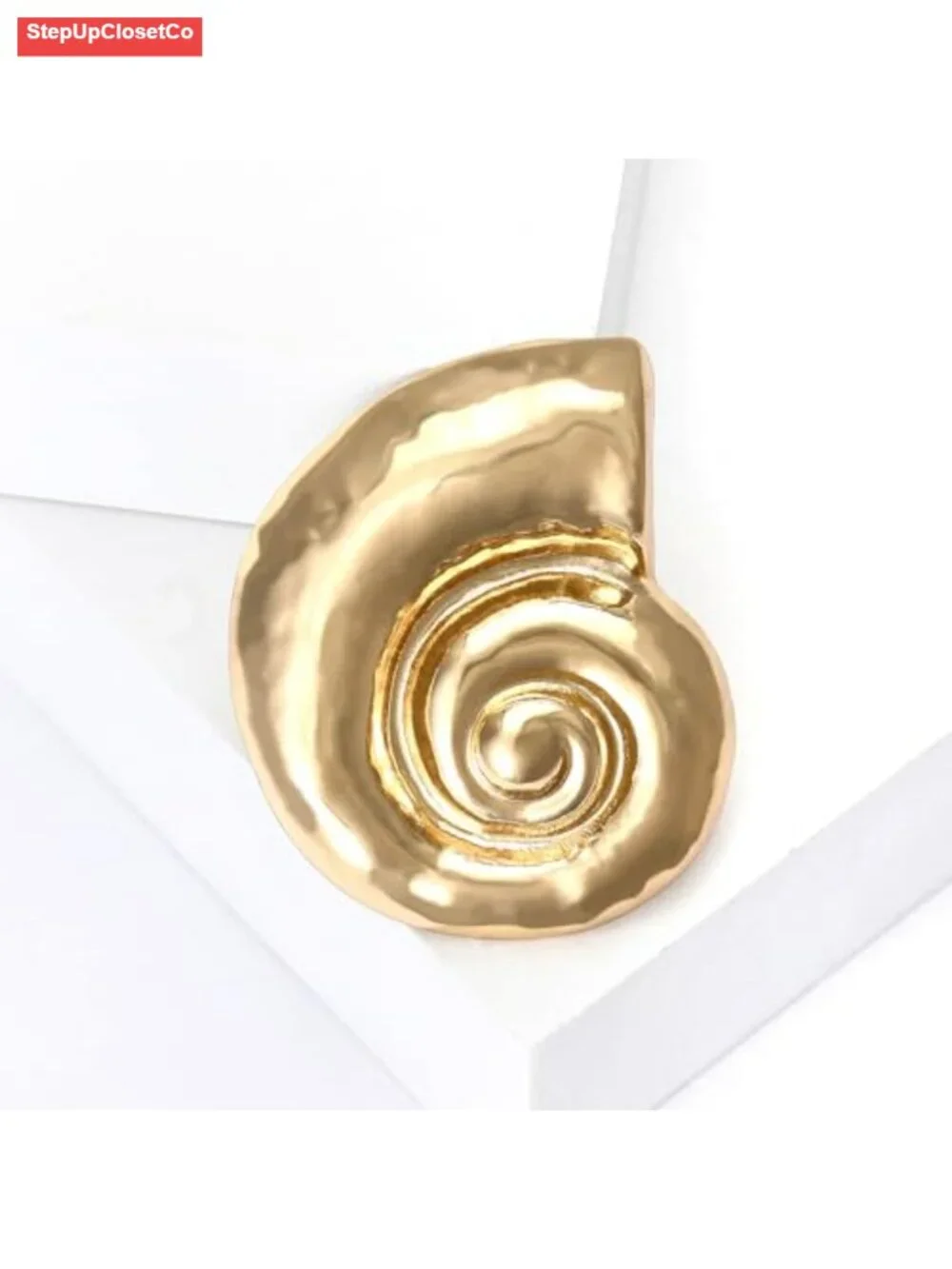 Gold Chunky Conch Shell Lapel Brooch Pin Boho Coastal Sea Shell Jewelry